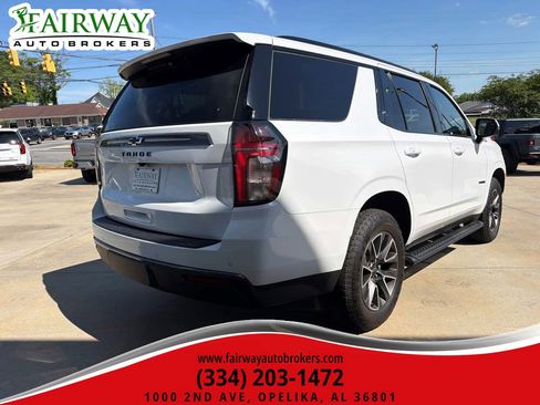 Used 2022 Chevrolet Tahoe Z71 w/ Luxury Package AWD/4WD image 45