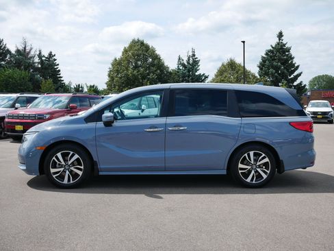 Used 2024 Honda Odyssey Touring image 4