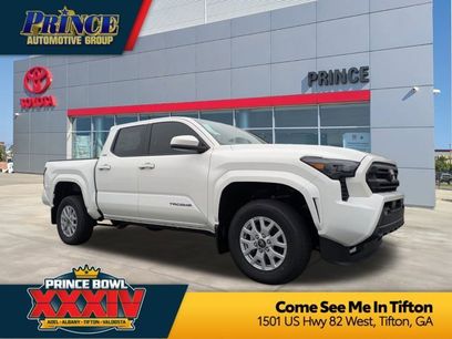 New 2026 Toyota Tacoma SR5