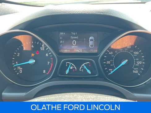 Certified 2019 Ford Escape SE FWD image 17