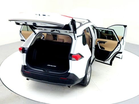 Certified 2023 Toyota RAV4 XLE image 23