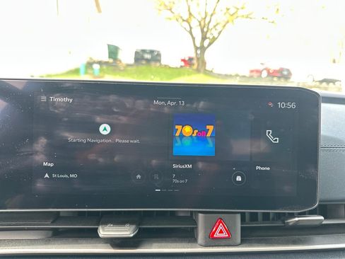 Used 2025 Kia Carnival SX FWD image 47