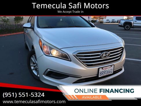 Used 2017 Hyundai Sonata SE image 1