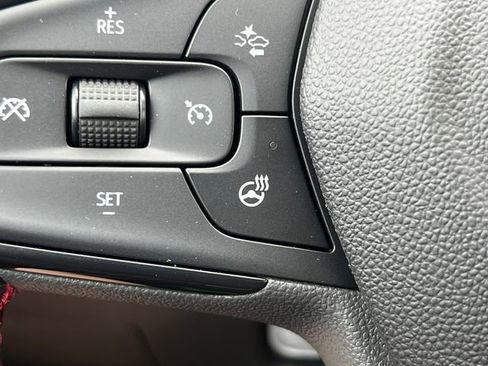 New 2026 Chevrolet Trax RS w/ Sunroof Package FWD image 21