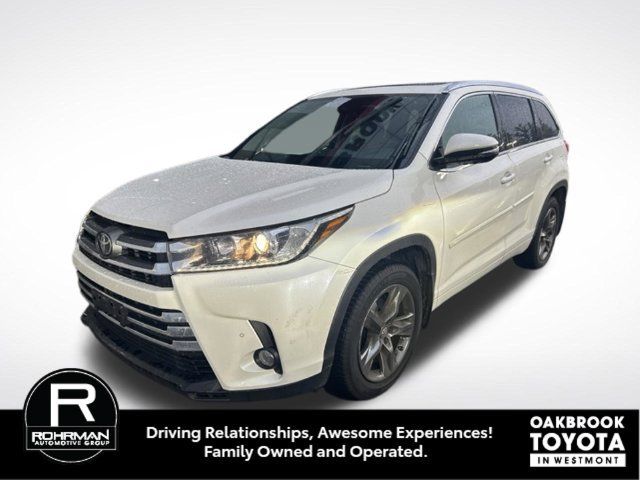 Used 2018 Toyota Highlander Limited Platinum AWD/4WD image 1