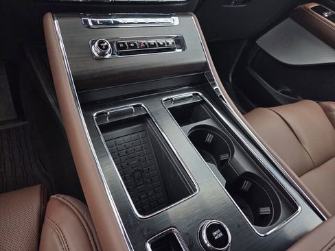 New 2026 Lincoln Aviator Reserve w/ Luxury Package RWD image 10