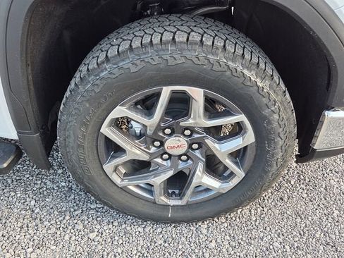 New 2026 GMC Sierra 1500 SLT w/ SLT Premium Plus Package image 16