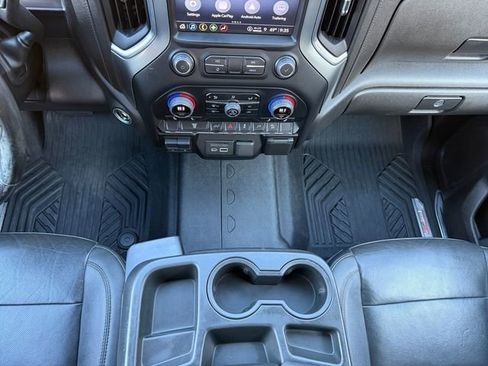 Used 2022 Chevrolet Silverado 2500 LTZ AWD/4WD image 11