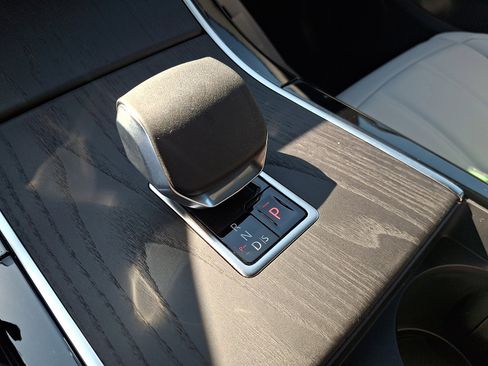 New 2026 Land Rover Range Rover Evoque S AWD/4WD image 12