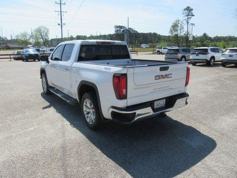 Used 2022 GMC Sierra 1500 SLT w/ SLT Convenience Package image 7