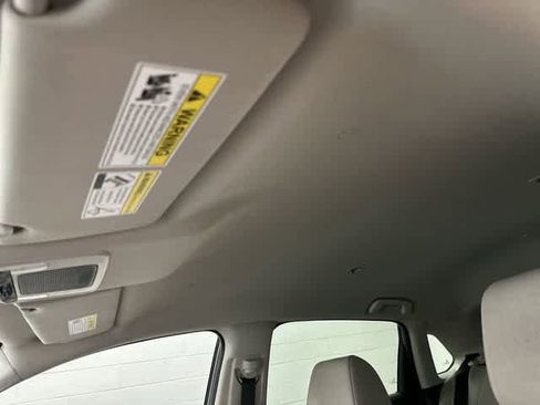 Used 2025 Honda HR-V LX image 27