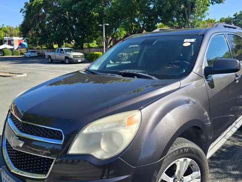 Used 2013 Chevrolet Equinox LT w/ Driver Convenience Package FWD image 2