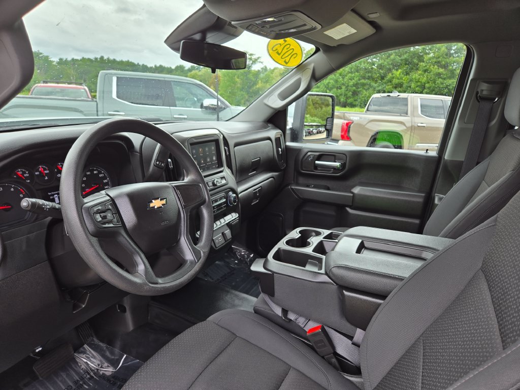 Used 2025 Chevrolet Silverado 3500 W/T AWD/4WD image 13