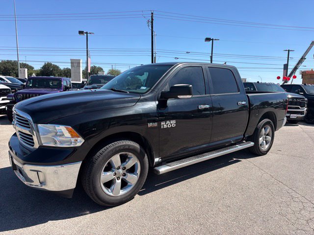 Used 2017 RAM 1500 Lone Star RWD image 2