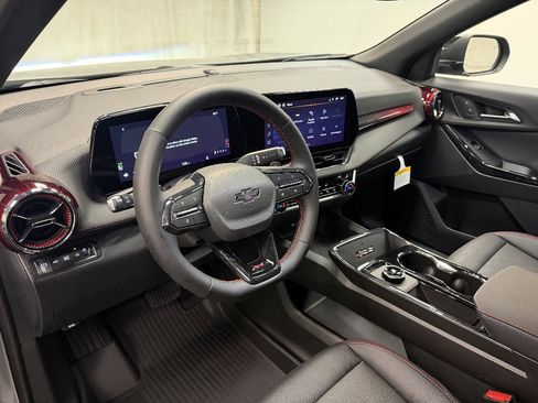 New 2026 Chevrolet Equinox RS w/ LPO, Floor Liner Package image 23