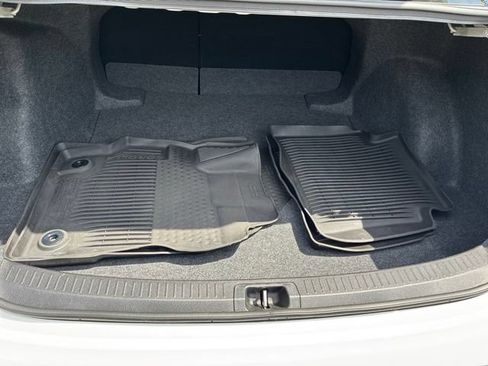 Used 2025 Toyota Corolla SE FWD image 18