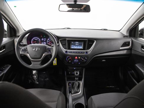 Used 2018 Hyundai Accent SE FWD image 14