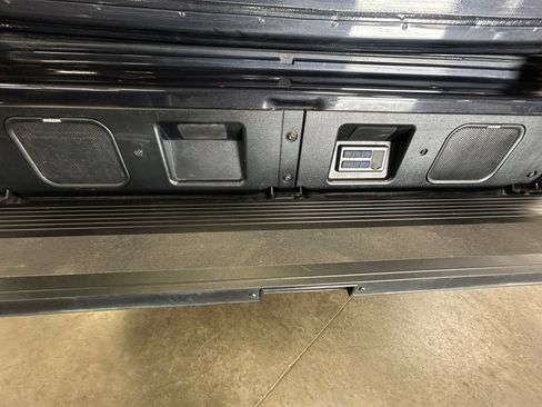 Used 2024 GMC Sierra 3500 Denali Ultimate AWD/4WD image 23
