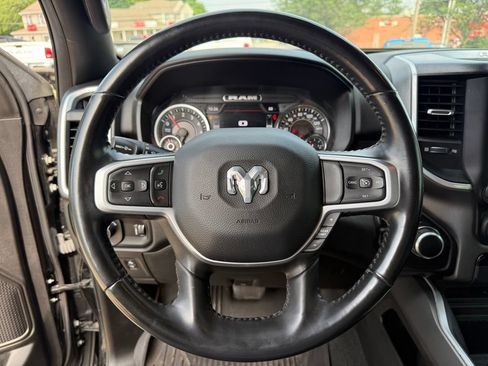 Used 2022 RAM 1500 Big Horn AWD/4WD image 15