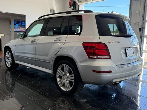 Used 2013 Mercedes-Benz GLK 350 4MATIC image 4