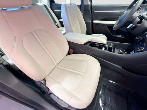 Used 2024 Hyundai Sonata SEL FWD image 15