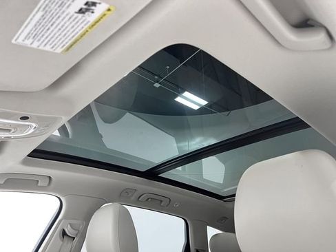 Used 2018 Audi Q7 3.0T Premium Plus image 12