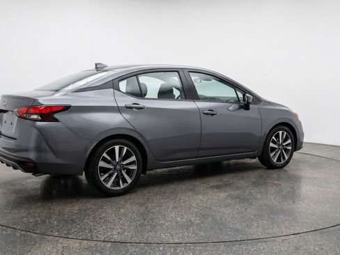 Used 2025 Nissan Versa SV FWD image 9