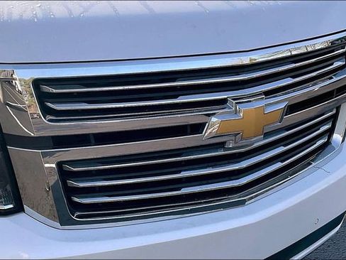Used 2020 Chevrolet Tahoe Premier w/ Premier Plus Edition AWD/4WD image 31