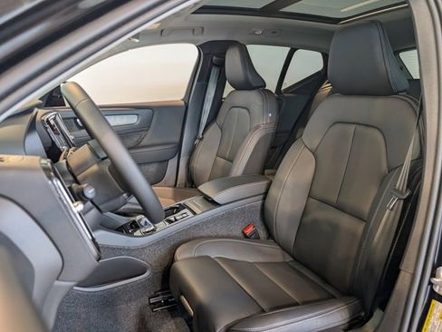 New 2026 Volvo XC40 B5 Plus w/ Protection Package Premier image 11