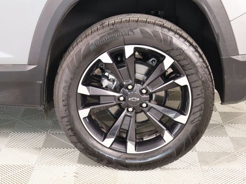 Used 2026 Chevrolet Equinox RS FWD image 19