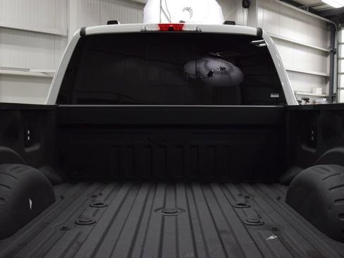 Used 2024 Ford F350 Lariat w/ Lariat Ultimate Package AWD/4WD image 19