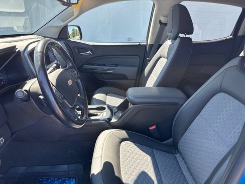 Used 2021 Chevrolet Colorado Z71 AWD/4WD image 21