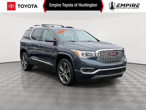 Used 2019 GMC Acadia Denali w/ Technology Package AWD/4WD image 1