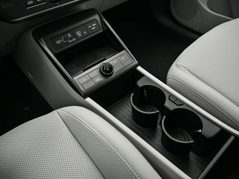 New 2026 Hyundai Kona SEL Premium image 26