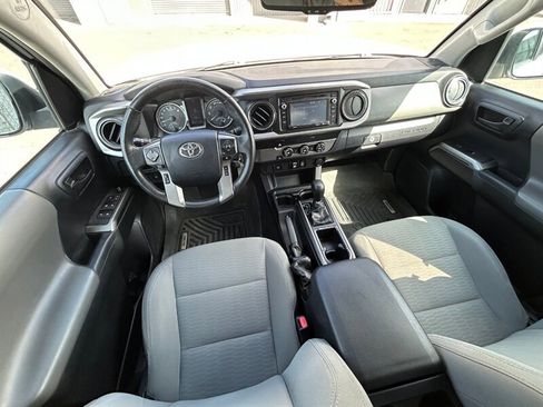 Used 2019 Toyota Tacoma SR5 image 13