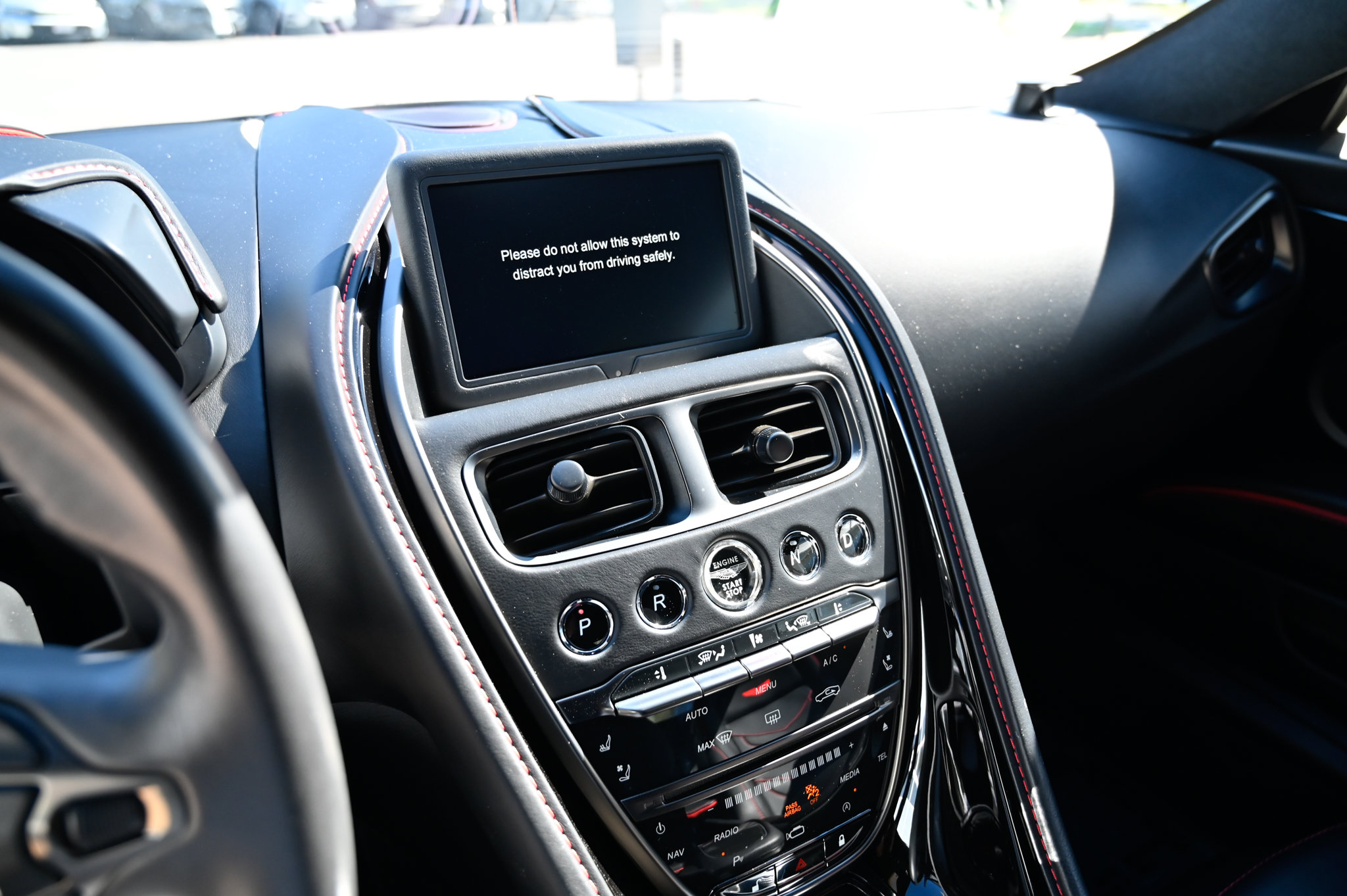 Used 2020 Aston Martin DBS Superleggera RWD image 29