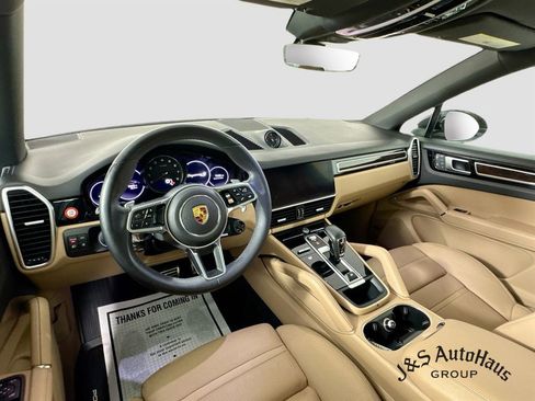 Used 2023 Porsche Cayenne S AWD/4WD image 30
