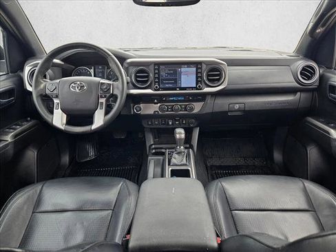 Used 2021 Toyota Tacoma Limited image 14