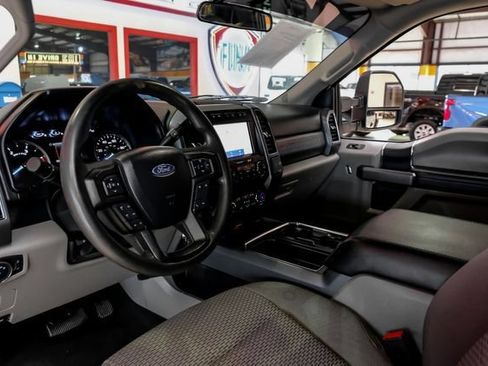 Used 2020 Ford F350 XLT w/ XLT Value Package AWD/4WD image 5