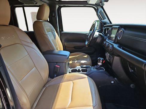 Used 2021 Jeep Gladiator Overland w/ Popular Equipment Package image 15