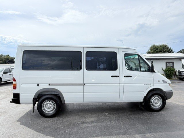 Used 2005 Dodge Sprinter 2500 w/ PWR Convenience Group RWD image 5