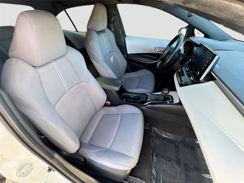 Used 2021 Toyota Corolla SE image 26