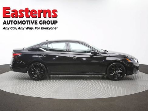 Used 2024 Nissan Altima 2.5 SR FWD image 46