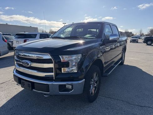 Used 2016 Ford F150 Lariat image 2