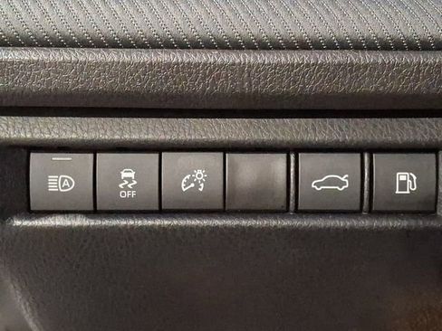 Certified 2025 Toyota Camry SE w/ Convenience Package image 26