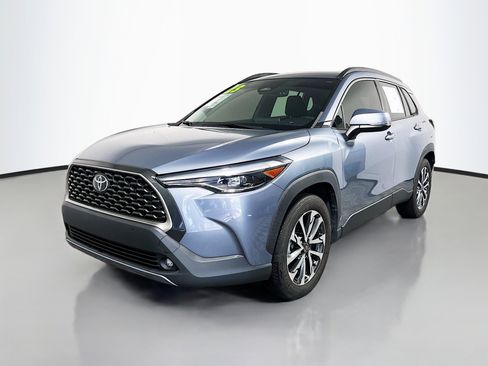 Used 2023 Toyota Corolla Cross XLE FWD image 10
