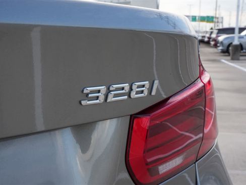Used 2016 BMW 328i xDrive Sedan image 17