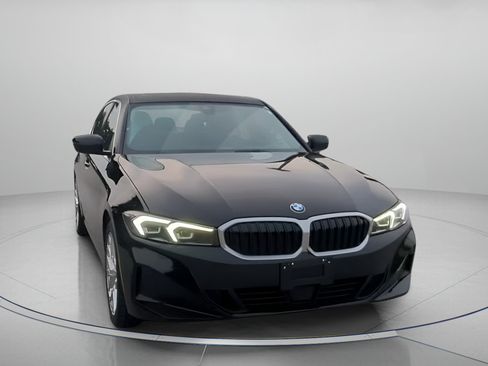Used 2025 BMW 330i Sedan RWD image 5