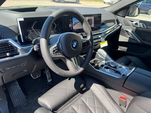 New 2026 BMW X6 xDrive40i image 14