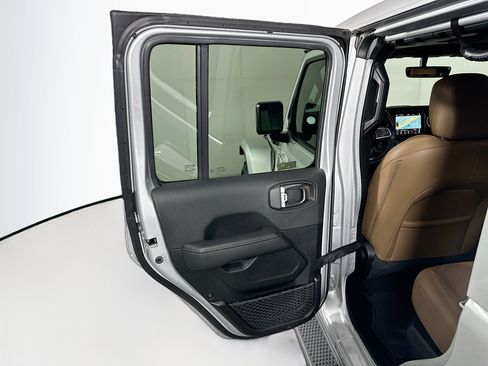 Used 2023 Jeep Wrangler Sahara w/ Cold Weather Group image 25